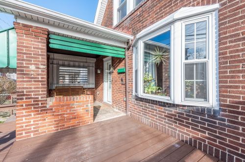 2409 Palm Beach Ave, Pittsburgh, PA 15216-3423