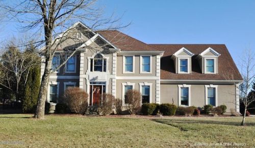 406 Sycamore Hills Ln, Louisville, KY 40245-5093