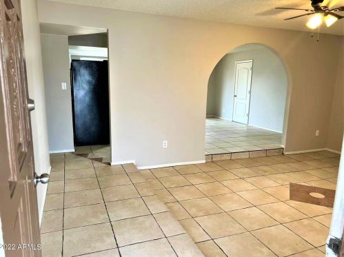 7201 Rose Ln, Glendale, AZ 85303-4336