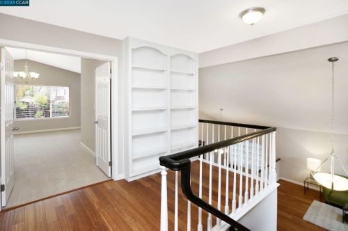 6325 Mt Olympus Dr, Hayward CA 94552-1935 exterior