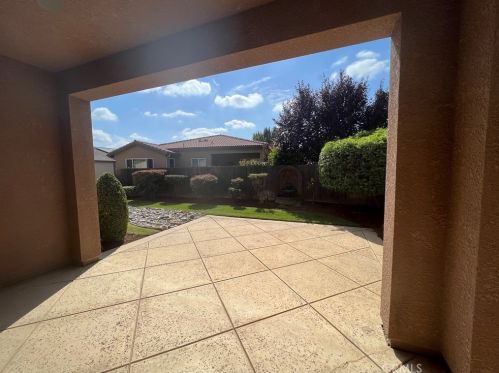 2363 Pinehurst Ave, Fresno CA  93730-5950 exterior