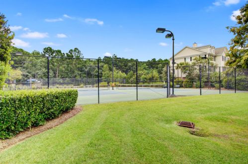 2096 Promenade Ct, Mount Pleasant SC  29466-7231 exterior