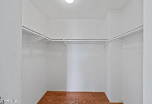 5805 Rainbow Hill Rd, Calabasas CA  91301-4636 exterior