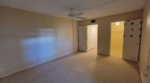 875 13th St, Boca Raton, FL 33486-2328