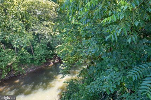 1895 Minebank Rd, Strasburg, VA 22657-4637