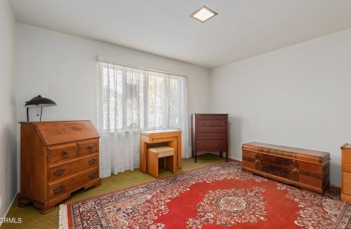 2500 Trinity Pl, Oxnard CA  93033-4814 exterior