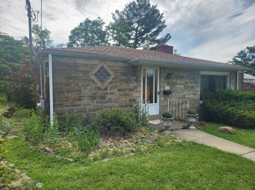 119 Arla Dr, Pittsburgh, PA 15220-2005