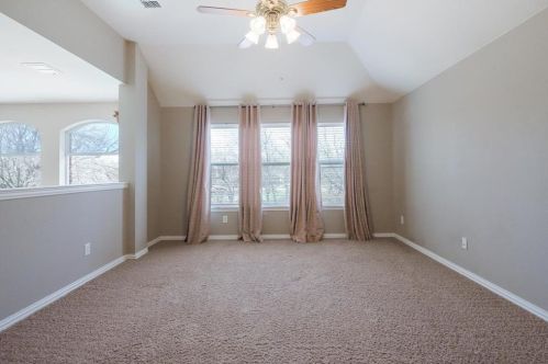 5216 Water Oak Dr, Lewisville TX  75028-1099 exterior
