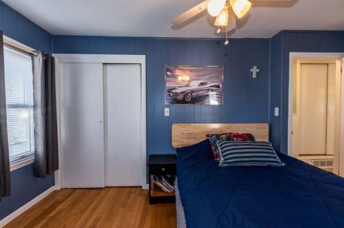 298 England St, Cumberland RI  02864-7209 exterior