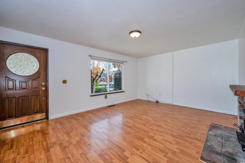 2364 Kipland Dr, Santa Rosa CA  95401-9141 exterior