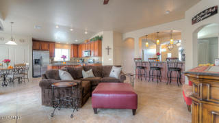 424 Ironwood Dr, Chandler, AZ 85225-1295