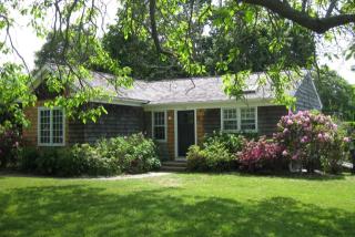 176 Lumber Ln, Bridgehampton, NY