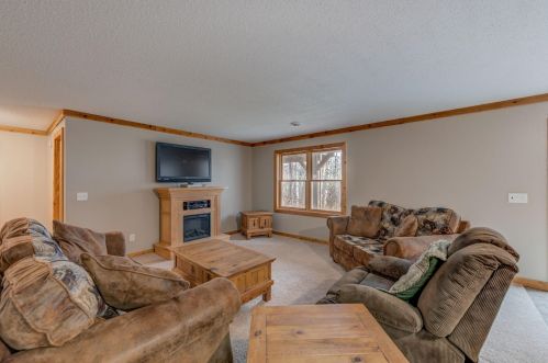 1589 89th St, New Johannesburg WI  54017-7156 exterior