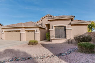 1077 Palomino Creek Dr, Gilbert, AZ 85296-3723
