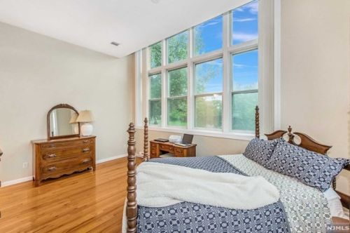 280 Main St, West Paterson NJ  07424-1236 exterior