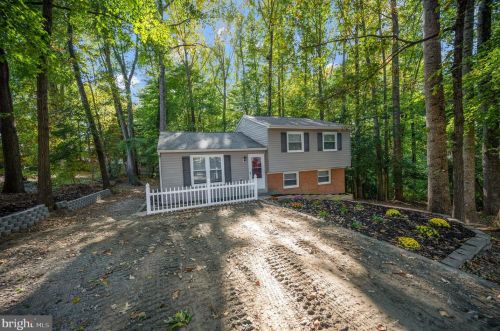 5512 Carousel St, Fredericksburg VA  22407-1205 exterior