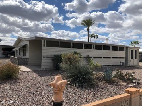 2548 Barber Dr, Mesa, AZ 85215-2006