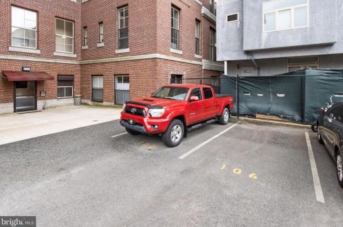 1201 Fitzwater St, Philadelphia PA  19147-1842 exterior
