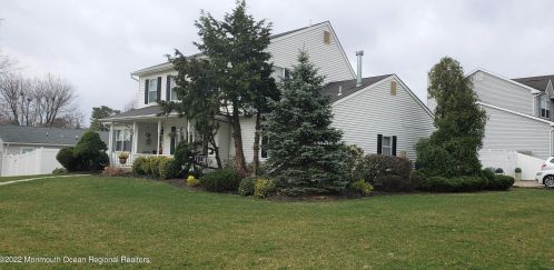 29 Wren Ave, Bricktown, NJ 08724-7738