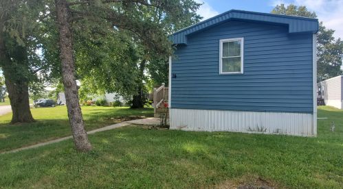 14 Thorn Locust Ln, London, OH 43140-9586