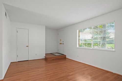 6423 Wexford Cir, Citrus Heights CA  95621-4923 exterior