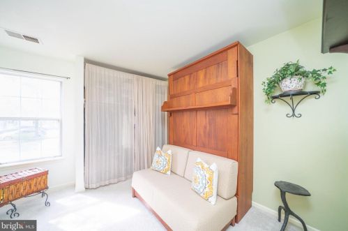 2998 Yarling Ct, Falls Church VA  22042-4476 exterior