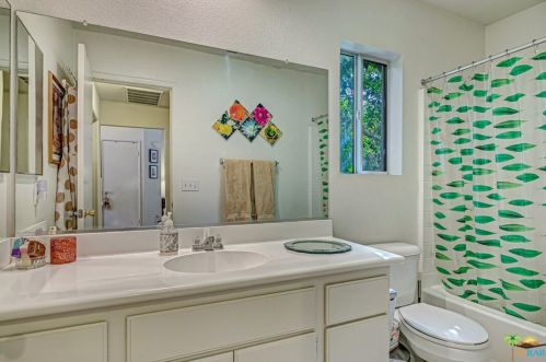 49771 Lincoln Dr, Indio CA 92201-8549 exterior