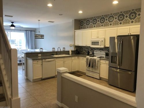 15914 Marcello Cir, Naples FL  34110-2842 exterior