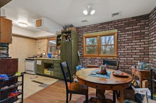 3533 Strang Blvd, Yorktown Hgts NY  10598-1928 exterior