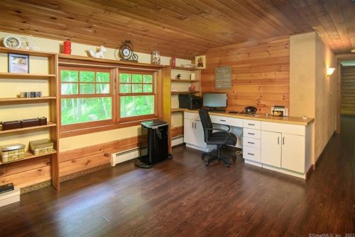 539 Cornwall Bridge Rd, West Woods CT  06069-2525 exterior