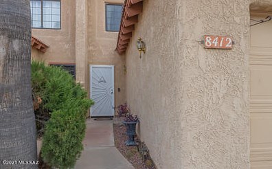 8412 Corinthian Dr, Tucson, AZ 85715-5444