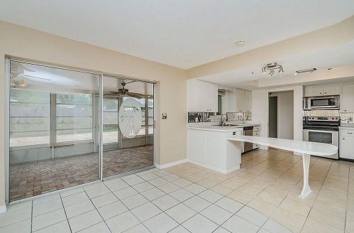 165 Patty Ann Blvd, Palm Harbor FL  34683-5045 exterior