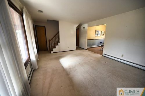550 Odonohue Ave, South Plainfield, NJ 07080-3068