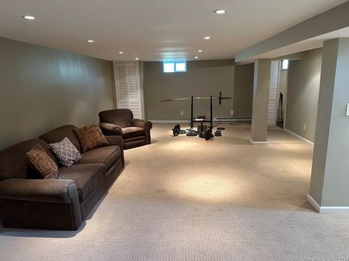 398 Alling St, Kensington CT  06037-2110 exterior