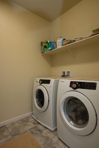 730 Sawtooth St, Manteca CA  95337-7827 exterior