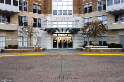 11800 Sunset Hills Rd, Herndon, VA 11800-4776