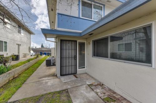 6420 Bremen Dr, Citrus Heights, CA 95621-5253