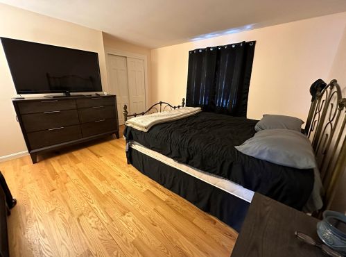 21 Dianna Rd, Londonderry NH  03053-3237 exterior