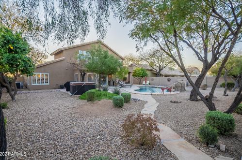 4456 Barwick Dr, Cave Creek AZ  85331-7847 exterior