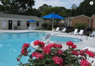 126 Candlewood Way, Newport News VA  23606-3200 exterior