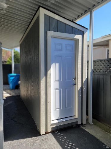 56 Coronado Cir, Santa Rosa CA  95409-3233 exterior