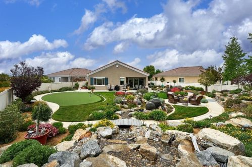 1004 Coto De Caza Ct, Beaumont CA  92223-8522 exterior