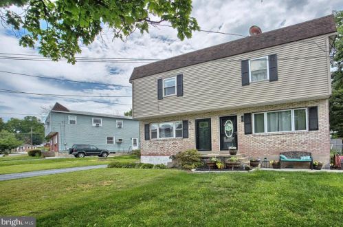754 Erford Rd, Camp Hill, PA 17011-1125