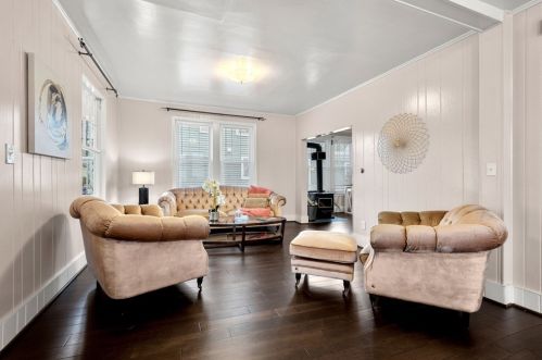 52 Spring St, Wakefield, MA 01880-3666