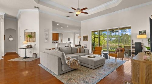1846 Highland Oaks Blvd, Lutz FL  33559-7353 exterior
