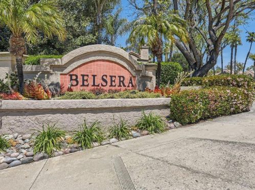 11346 Camino Playa Cancun, San Diego CA 92124-1581 exterior