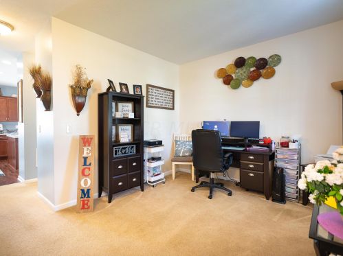 259 Glen Crossing Dr, Pataskala, OH 43062