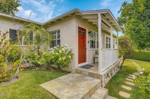 3551 Fairchild St, Glendale, CA 91214-2535