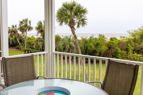 15 Grand Pavilion Dr, Isle Of Palms SC  29451-2800 exterior