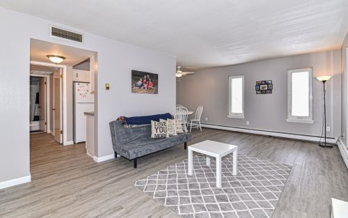 11901 Appleton Ave, Milwaukee, WI 53224-4935